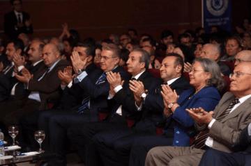 Egemen Bağış