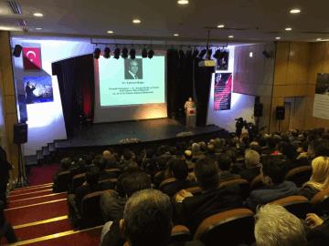 Egemen Bağış